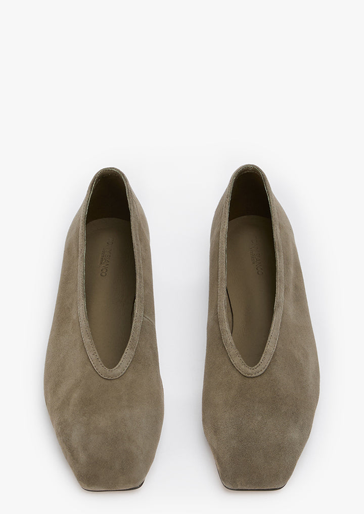 Bianca Cemento Suede