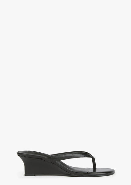 Edgy-black-vintage-